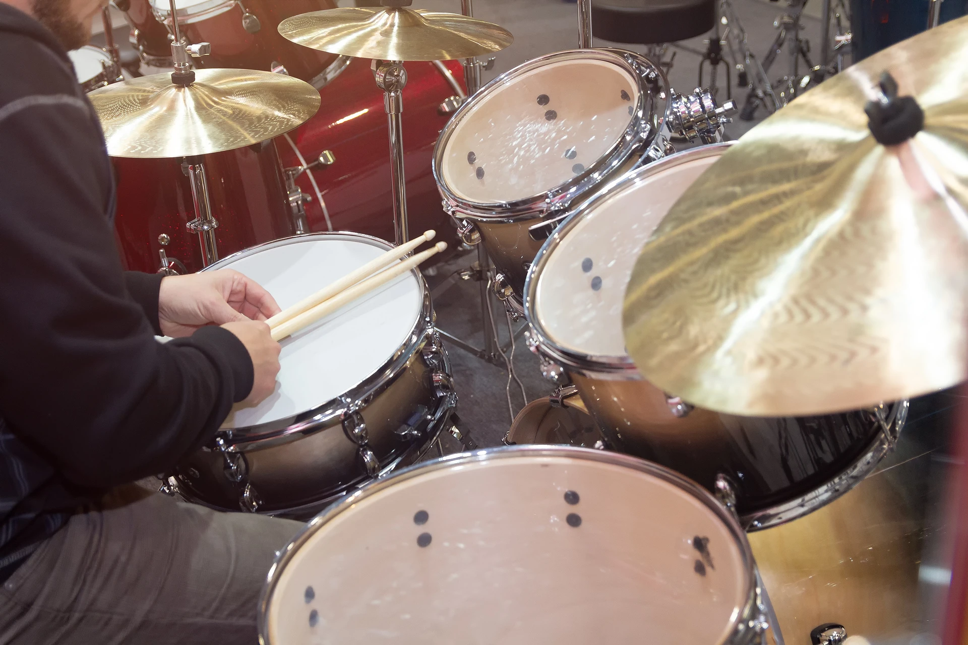antique used drums in bradenton displayed at goodwill
