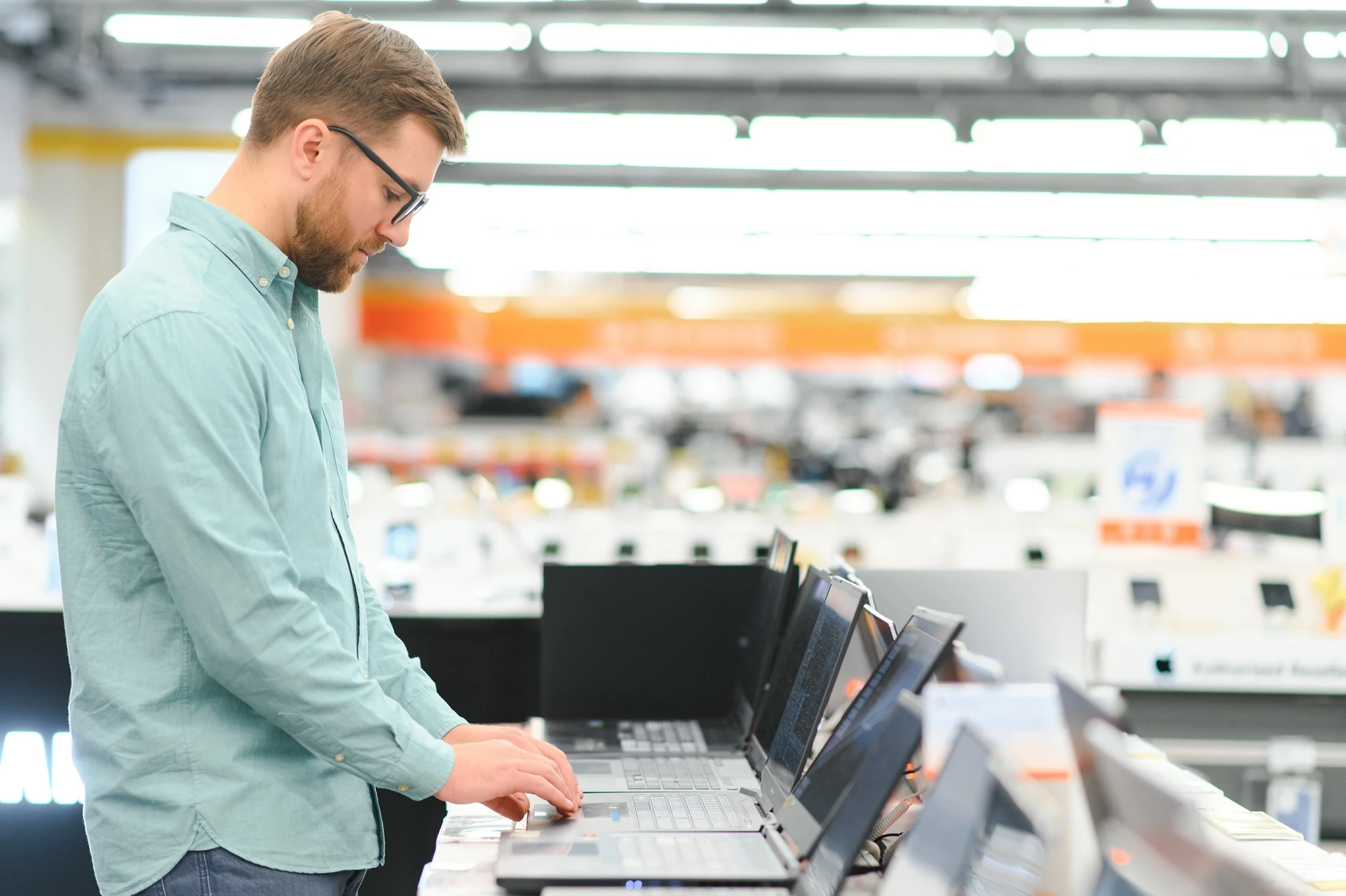 selection of refurbished laptops at a goodwill electronics in bradenton display